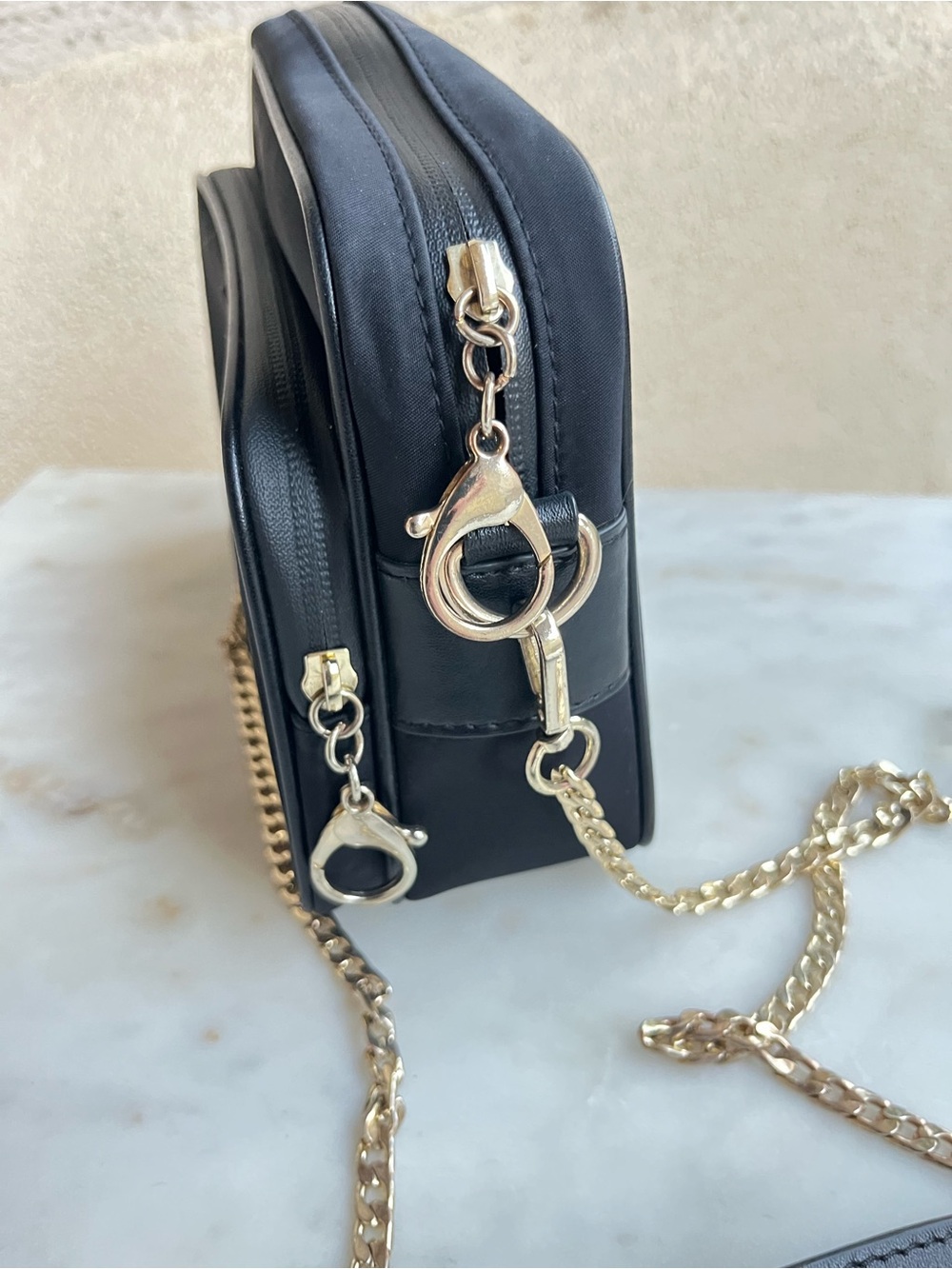 Arden Cove Crissy Full antitheft crossbody - Picture 3 of 12
